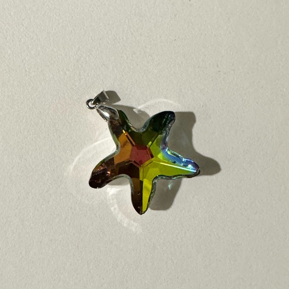 Crystal Starfish Pendant - Picture 7 of 8